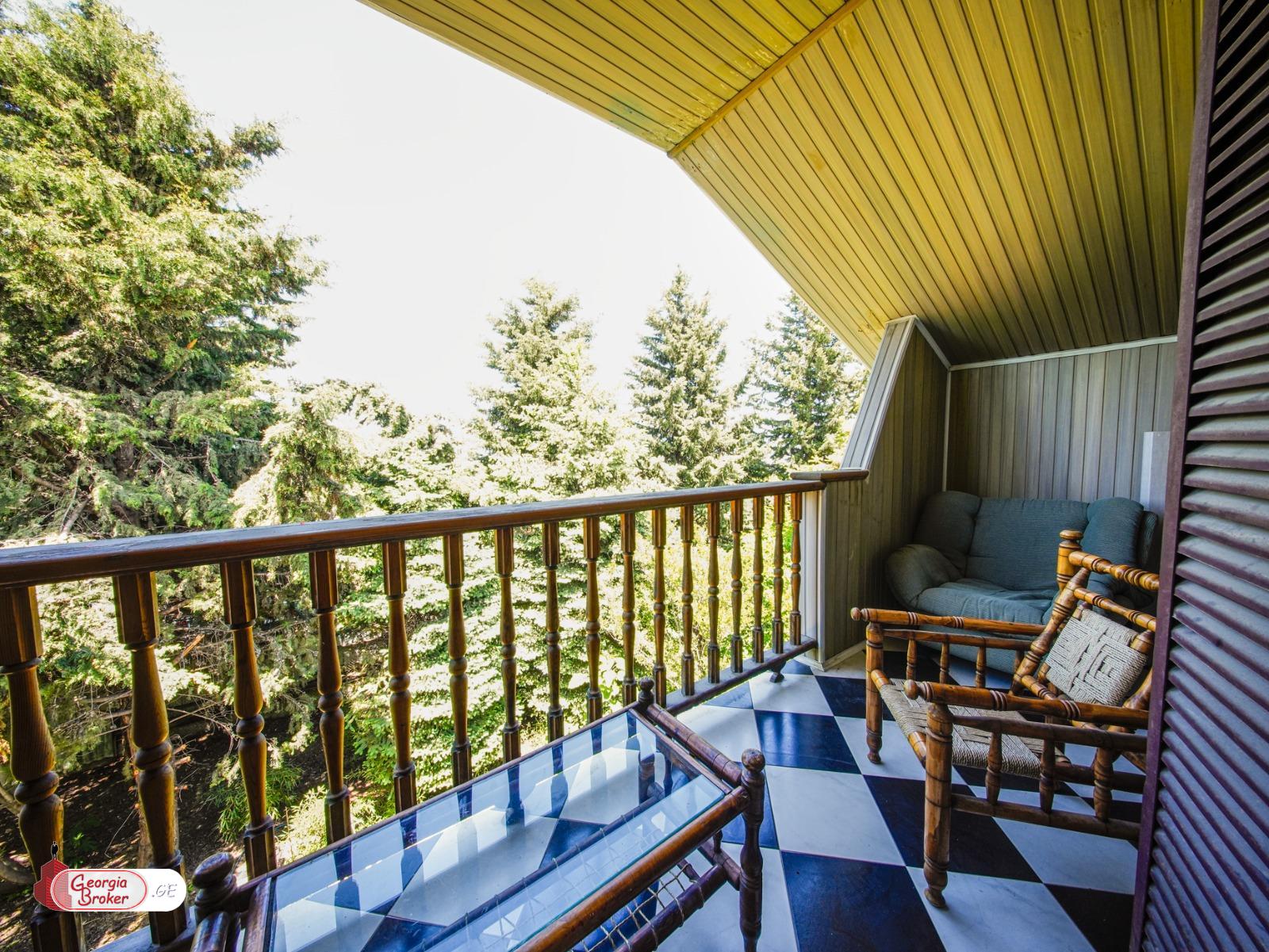 nearly repaired 7-room house for sale
